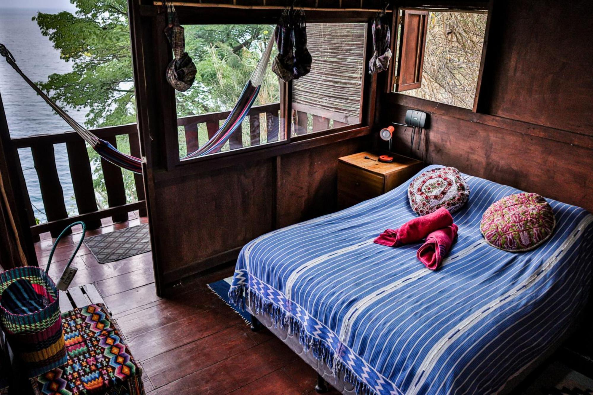Maya Moon Lodge Sololá Exterior photo